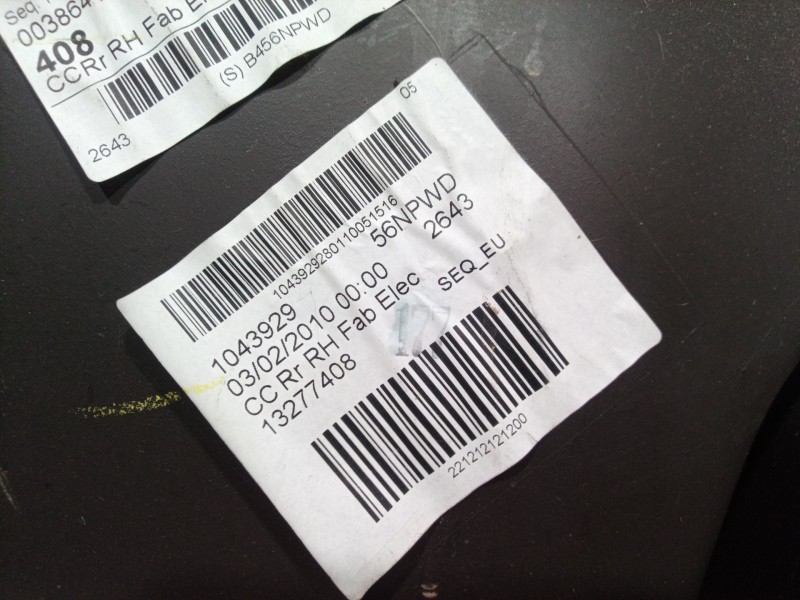 Recambio de guarnecido puerta trasera derecha para opel insignia sports tourer cosmo referencia OEM IAM   