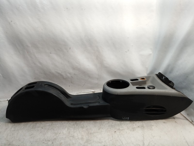 Recambio de consola central tras. para citroën c3 pluriel 1.4 exclusive referencia OEM IAM 9643735277 9643735277 9643735277