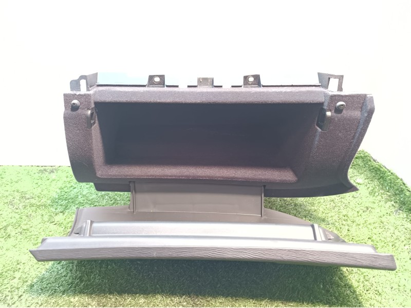 Recambio de guantera para mahindra xuv 500 xuv 500 fwd w6 referencia OEM IAM 0112AAW02680B 0112AAW02680B L0213583AA