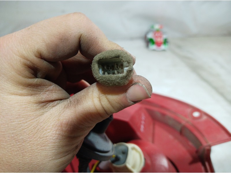 Recambio de piloto trasero derecho para chevrolet matiz referencia OEM IAM 300412R 300412R 300412