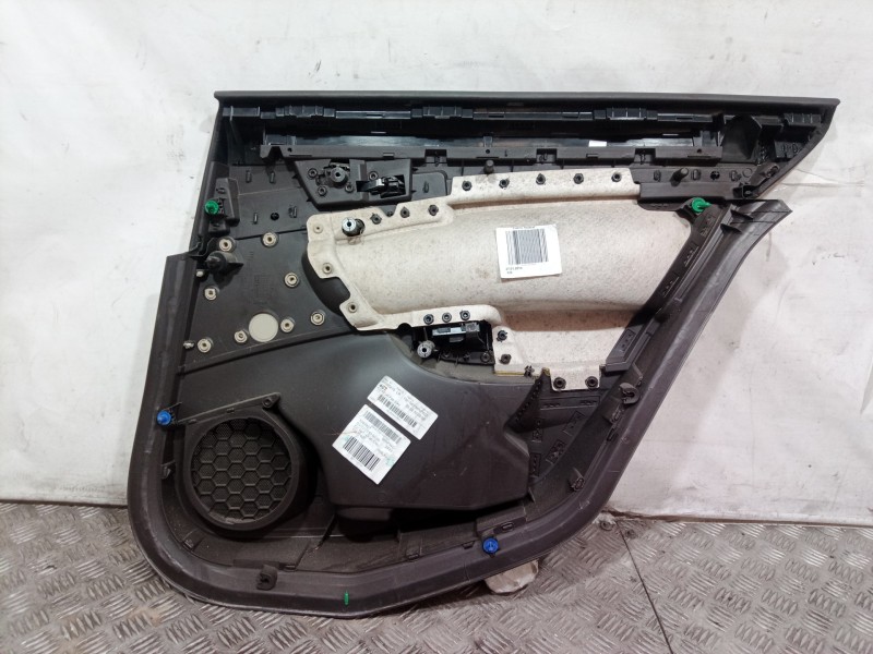 Recambio de guarnecido puerta trasera izquierda para opel insignia sports tourer cosmo referencia OEM IAM   