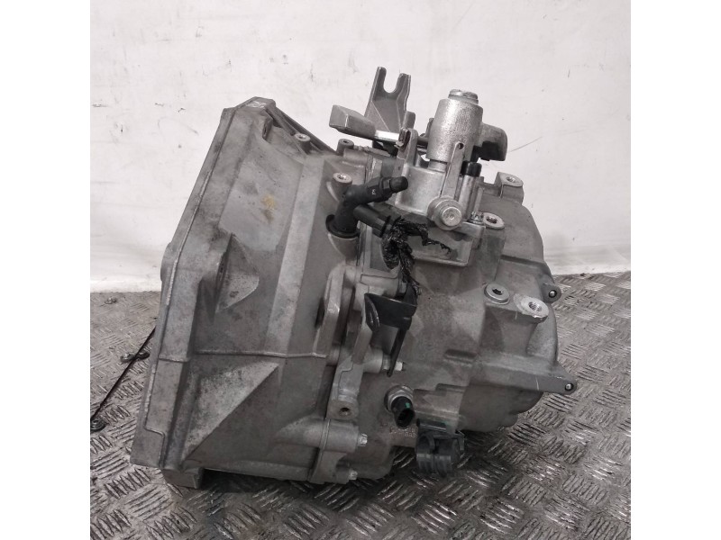 Recambio de caja cambios para opel insignia berlina cosmo referencia OEM IAM 55561698 55561698 55561698