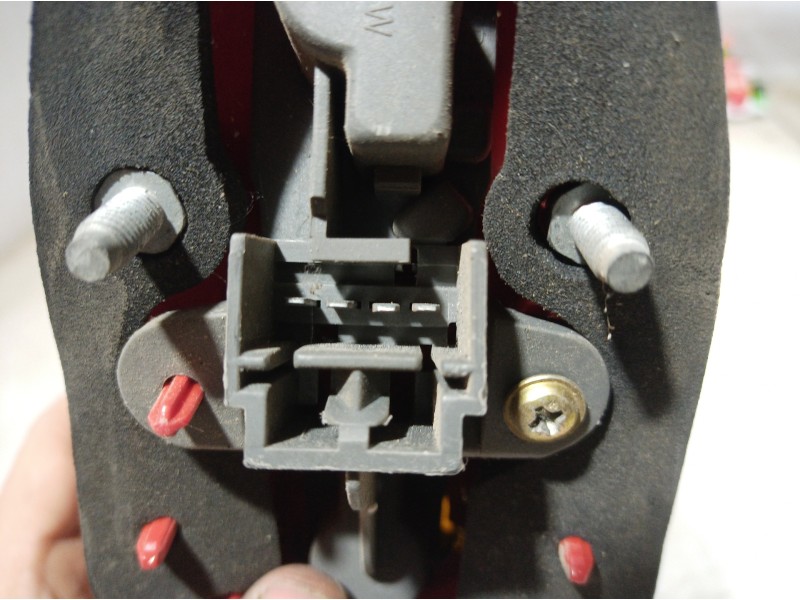 Recambio de piloto trasero izquierdo para alfa romeo 147 (190) referencia OEM IAM 46556349 46556349 46556349