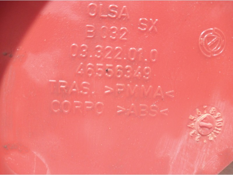 Recambio de piloto trasero izquierdo para alfa romeo 147 (190) referencia OEM IAM 46556349 46556349 46556349