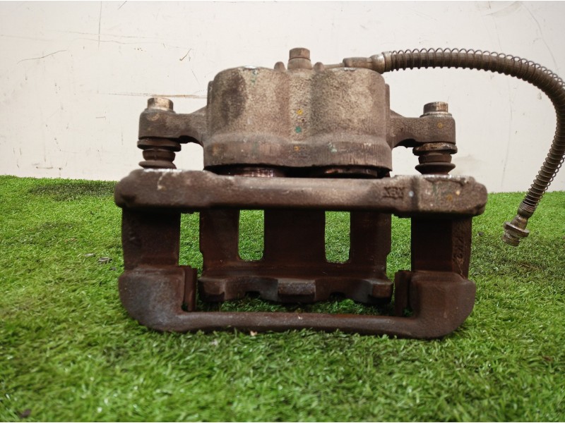 Recambio de pinza freno delantera derecha para mahindra xuv 500 xuv 500 fwd w6 referencia OEM IAM   