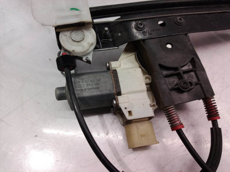 Recambio de elevalunas trasero derecho para ford galaxy (ca1) ghia referencia OEM IAM 0130822287 0130822287 0130822287