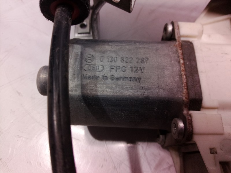 Recambio de elevalunas trasero derecho para ford galaxy (ca1) ghia referencia OEM IAM 0130822287 0130822287 0130822287