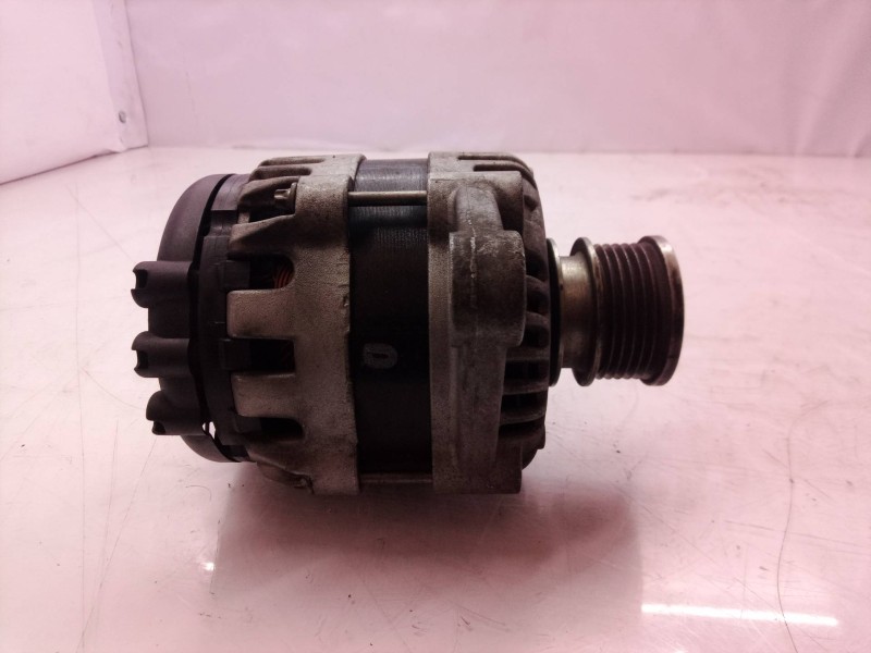 Recambio de alternador para opel insignia berlina cosmo referencia OEM IAM 13502583 13502583 13502583