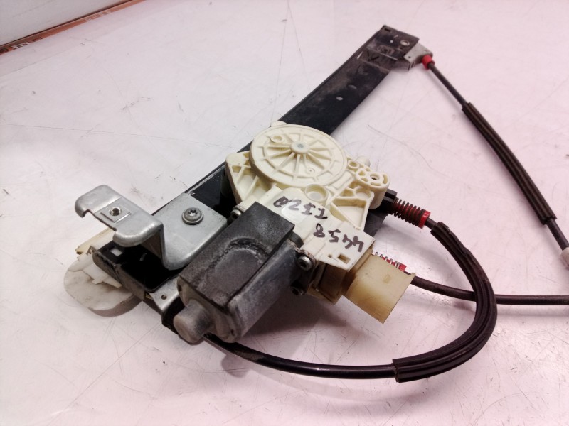 Recambio de elevalunas trasero izquierdo para ford galaxy (ca1) ghia referencia OEM IAM 0130822286 0130822286 0130822286