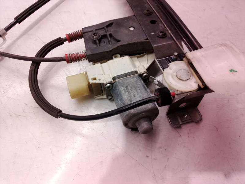 Recambio de elevalunas trasero izquierdo para ford galaxy (ca1) ghia referencia OEM IAM 0130822286 0130822286 0130822286