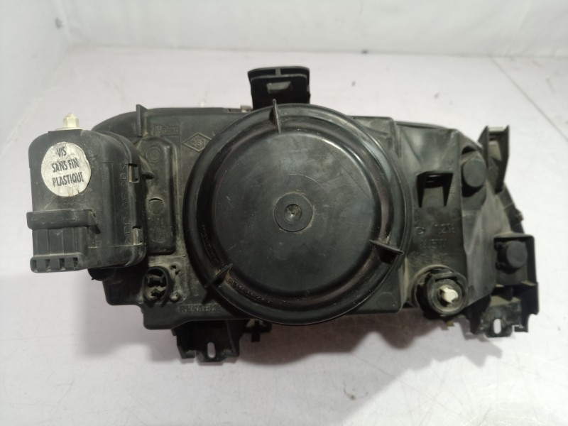 Recambio de faro izquierdo para renault megane i classic (la0) referencia OEM IAM 7700831462 7700831462M 7700831462M