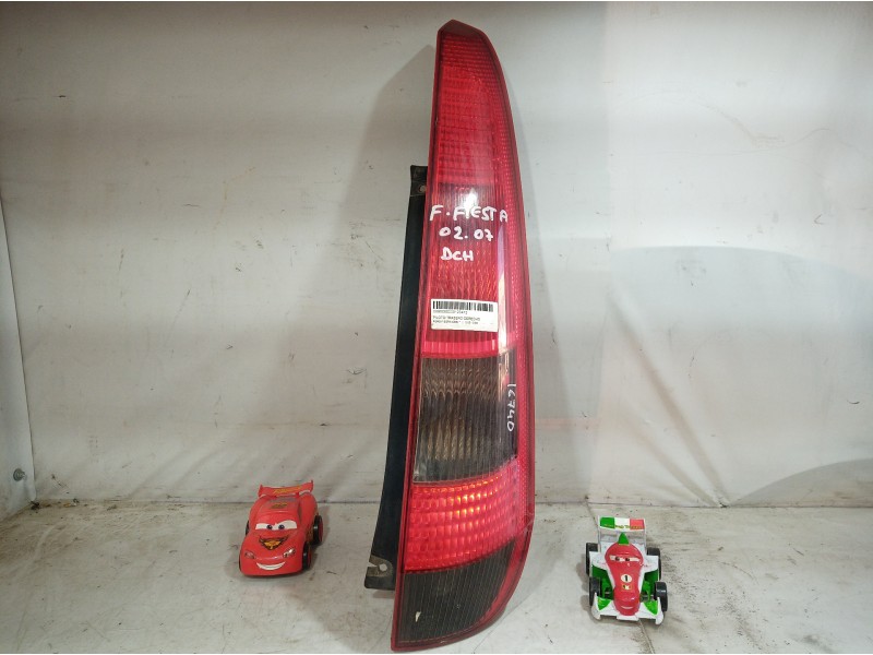 Recambio de piloto trasero derecho para ford fiesta (cbk) referencia OEM IAM 392450 392450 392450