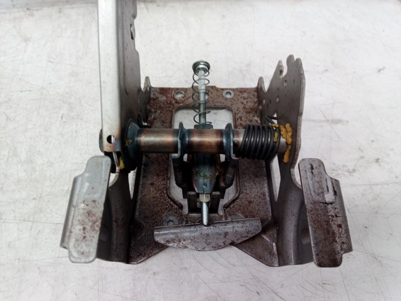 Recambio de palanca freno de mano para opel insignia sports tourer cosmo referencia OEM IAM 13268794 13268794 13268794