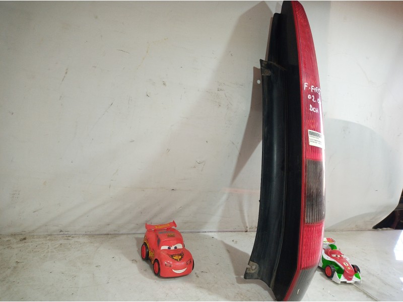 Recambio de piloto trasero derecho para ford fiesta (cbk) referencia OEM IAM 392450 392450 392450