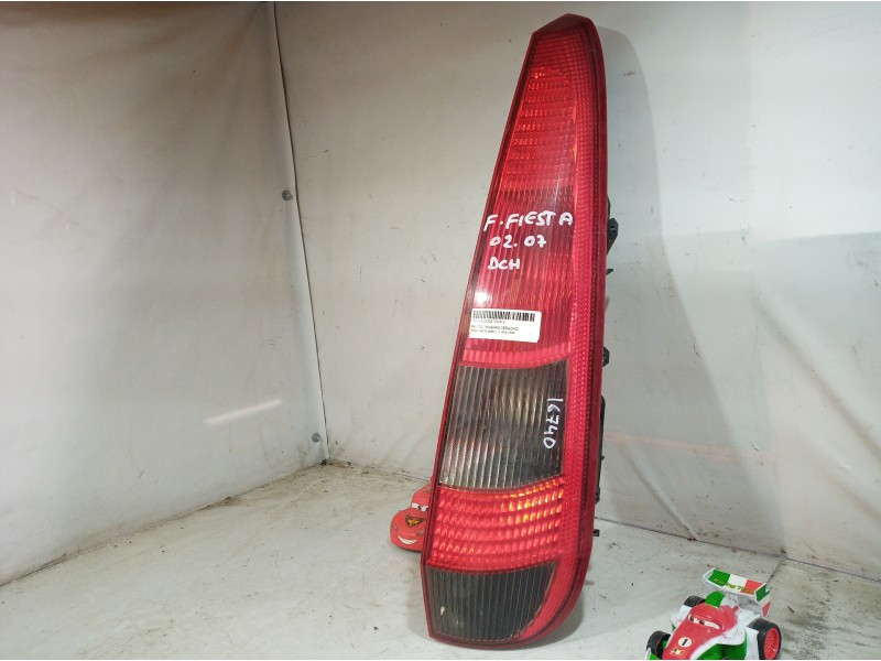 Recambio de piloto trasero derecho para ford fiesta (cbk) referencia OEM IAM 392450 392450 392450