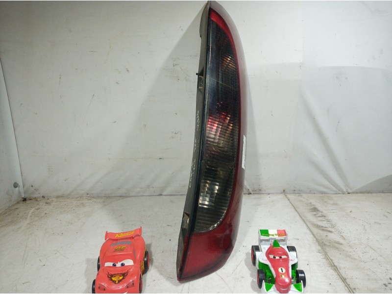 Recambio de piloto trasero derecho para opel corsa c referencia OEM IAM 09114337 09114337 09114337