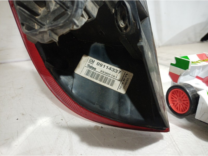 Recambio de piloto trasero derecho para opel corsa c referencia OEM IAM 09114337 09114337 09114337