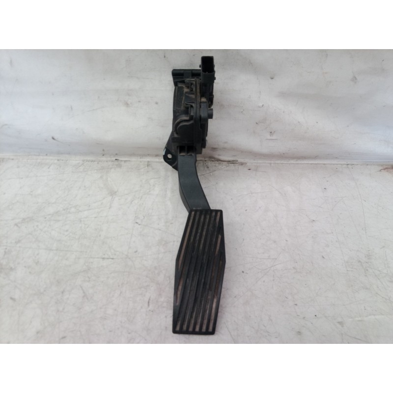 Recambio de pedal acelerador para opel insignia sports tourer cosmo referencia OEM IAM 13237352 13237352 13237352