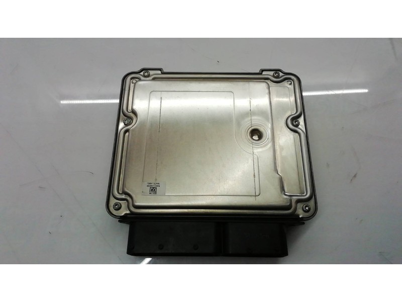 Recambio de centralita motor uce para opel insignia berlina cosmo referencia OEM IAM 55576906 55576906 55575349