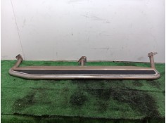 Recambio de estribos laterales para nissan terrano/terrano.ii (r20) sport referencia OEM IAM 5PUERTAS 5 PUERTAS 5 PUERTAS