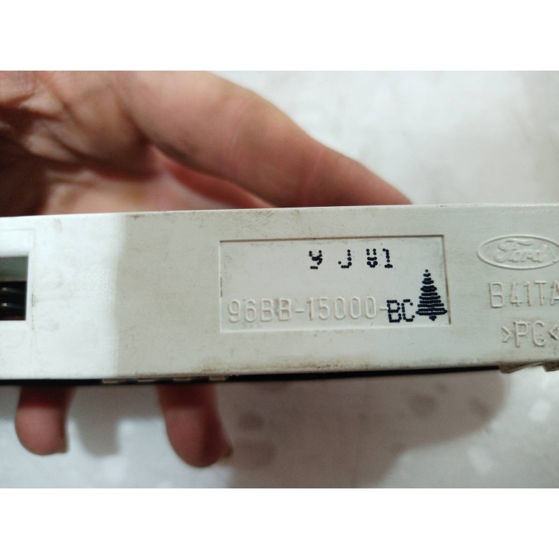 Recambio de pantalla multifuncion para ford mondeo berlina (gd) ambiente referencia OEM IAM 96BB15000 96BB15000 96BB15000