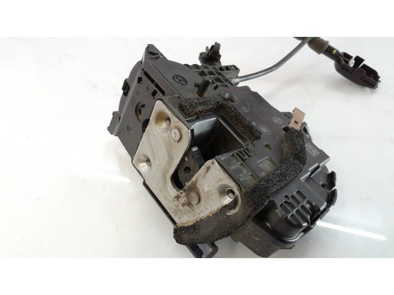 Recambio de cerradura puerta trasera derecha para opel insignia berlina cosmo referencia OEM IAM 805027072R 805027072 805027072