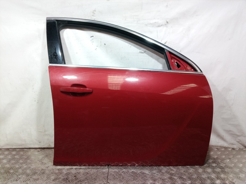 Recambio de puerta delantera derecha para opel insignia sports tourer cosmo referencia OEM IAM   
