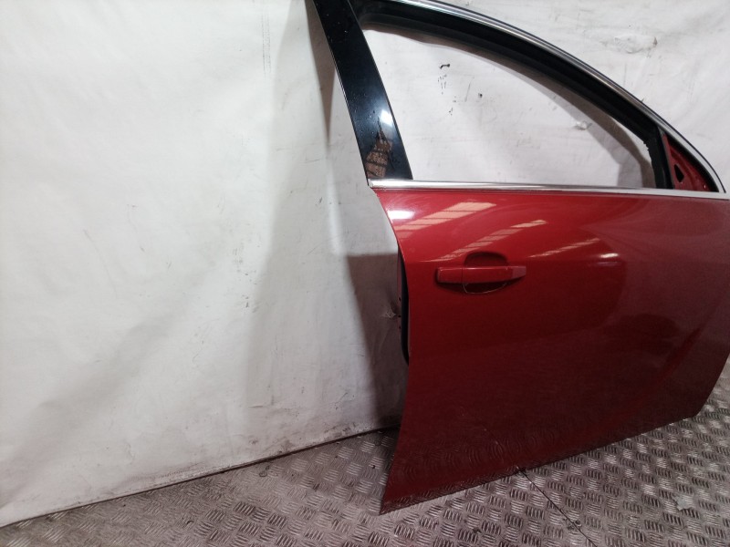 Recambio de puerta delantera derecha para opel insignia sports tourer cosmo referencia OEM IAM   
