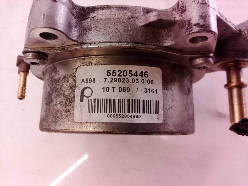 Recambio de depresor freno / bomba vacio para opel insignia berlina cosmo referencia OEM IAM 55205446 55205446 55205446