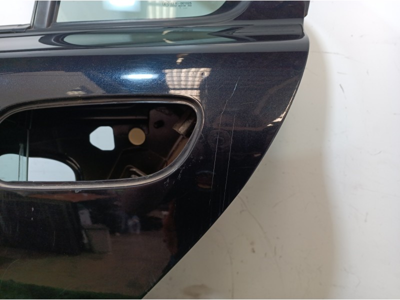 Recambio de puerta trasera izquierda para volvo s60 berlina referencia OEM IAM   