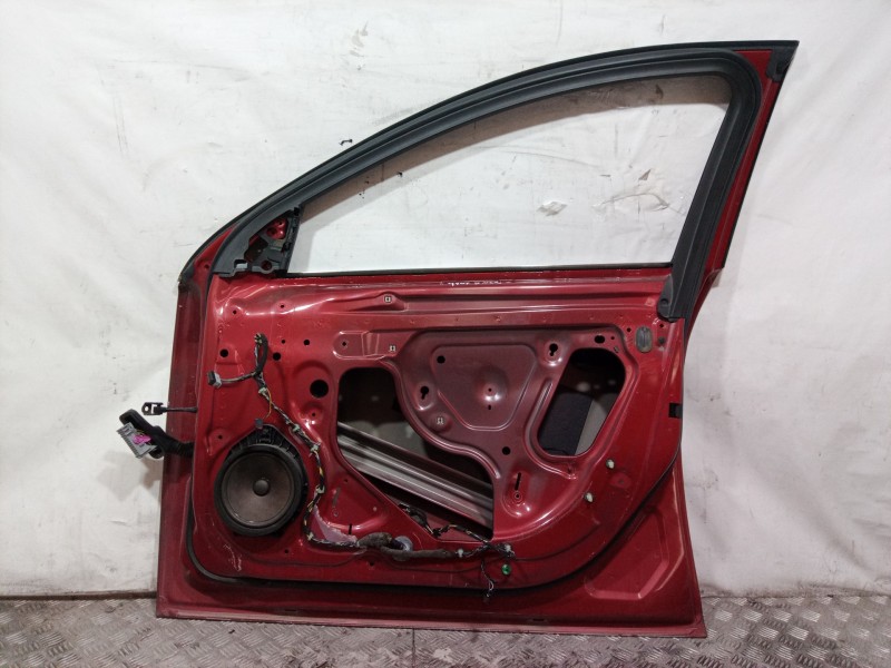 Recambio de puerta delantera derecha para opel insignia sports tourer cosmo referencia OEM IAM   