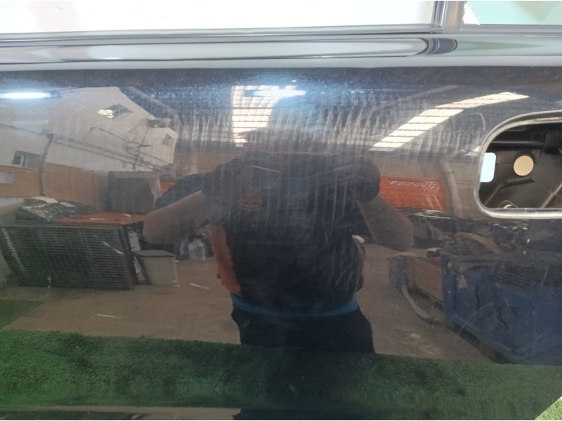 Recambio de puerta trasera izquierda para volvo s60 berlina referencia OEM IAM   