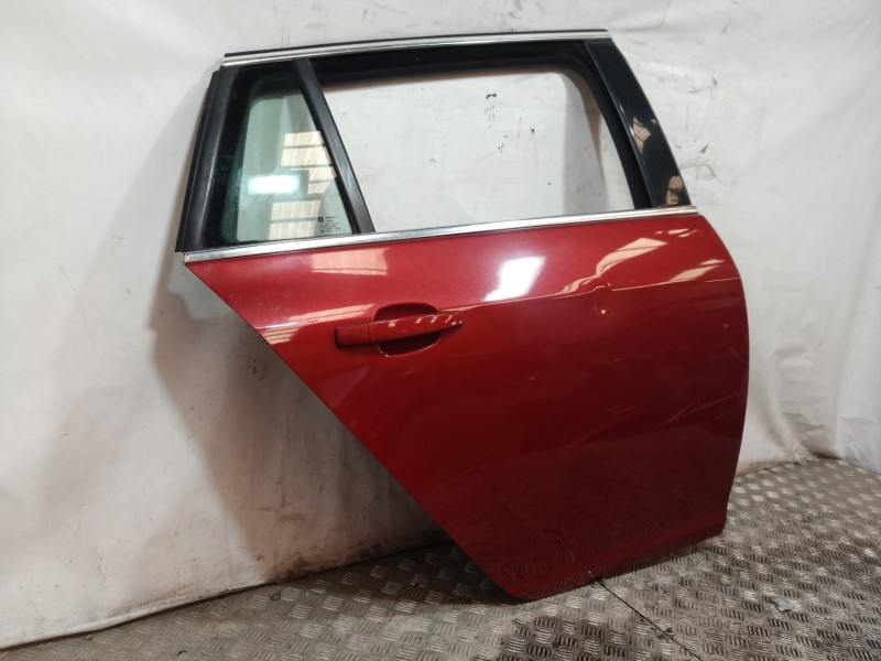 Recambio de puerta trasera derecha para opel insignia sports tourer cosmo referencia OEM IAM   