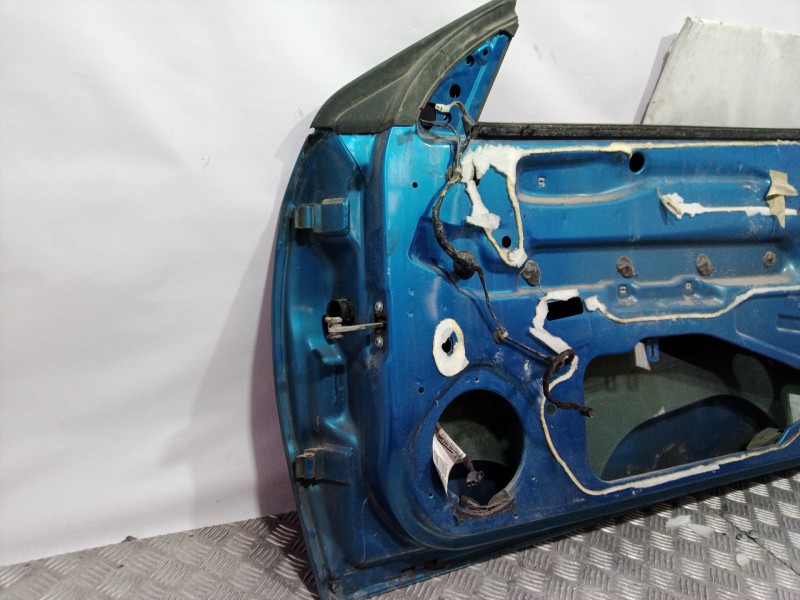 Recambio de puerta delantera derecha para opel tigra twin top edition referencia OEM IAM   