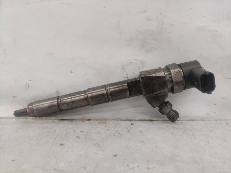 Recambio de inyector para opel insignia berlina cosmo referencia OEM IAM 0445110327 0445110327 0445110327
