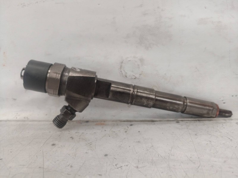 Recambio de inyector para opel insignia berlina cosmo referencia OEM IAM 0445110327 0445110327 0445110327