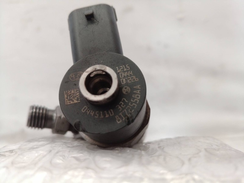 Recambio de inyector para opel insignia berlina cosmo referencia OEM IAM 0445110327 0445110327 0445110327