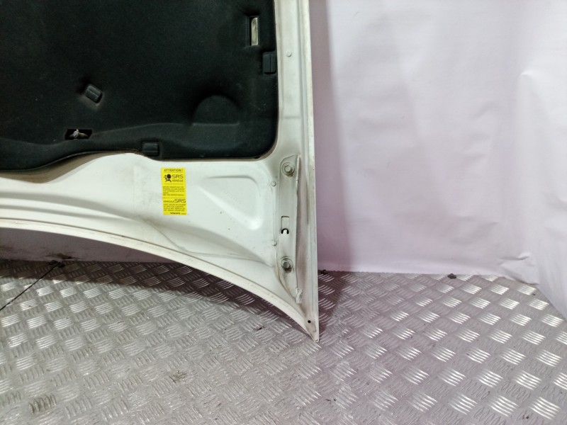 Recambio de capot para volvo v70 familiar 2.4 / 2.5 (103kw / 106kw) referencia OEM IAM 9483547  