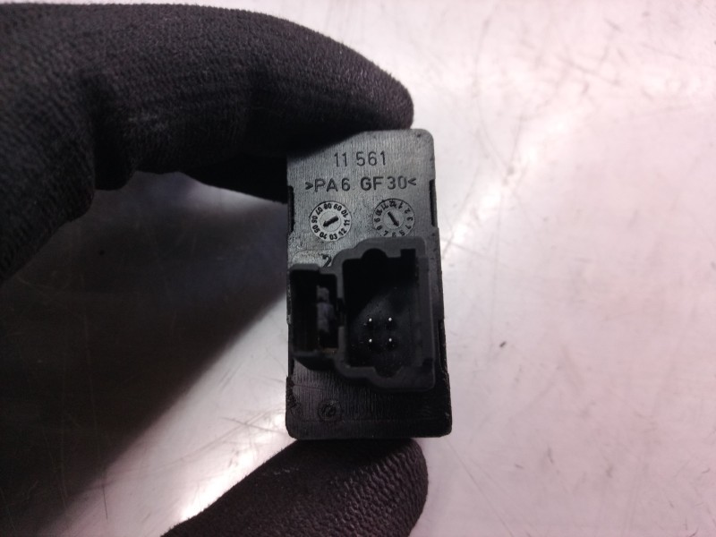 Recambio de mando elevalunas delantero derecho para peugeot 407 st confort pack referencia OEM IAM   