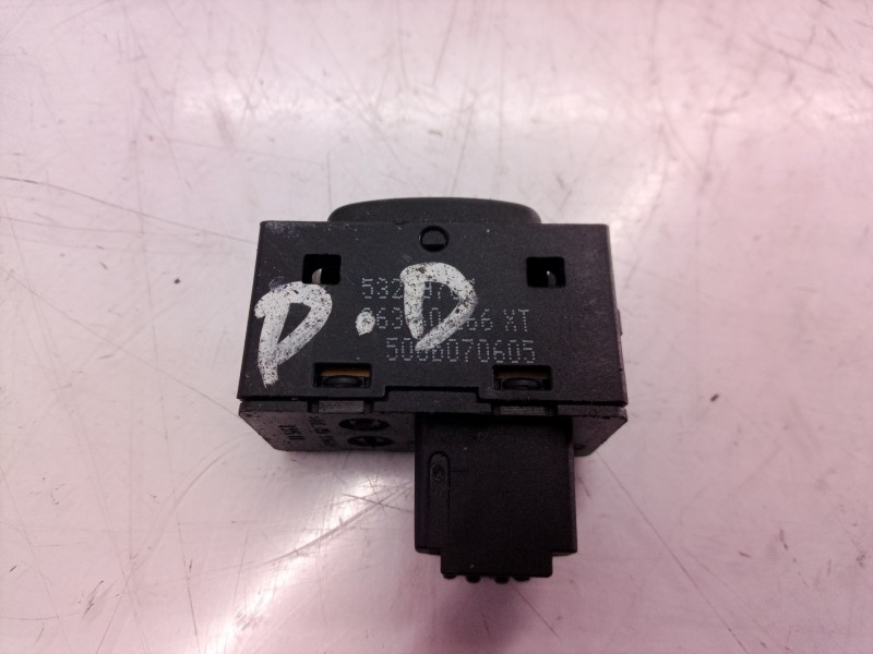 Recambio de mando elevalunas delantero derecho para peugeot 407 st confort pack referencia OEM IAM   