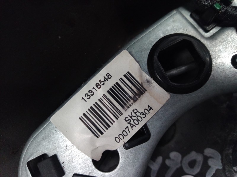 Recambio de volante para opel insignia sports tourer cosmo referencia OEM IAM 13316548 13316548 13316548