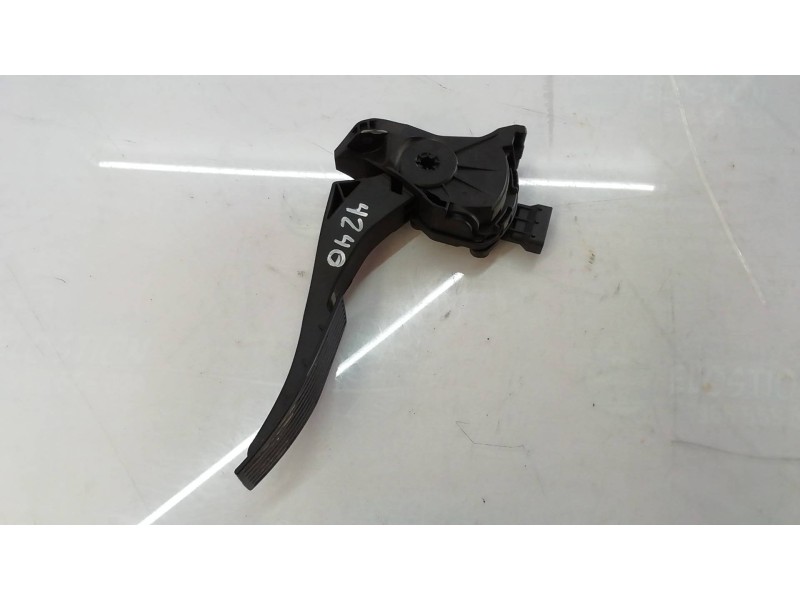 Recambio de pedal acelerador para opel insignia berlina cosmo referencia OEM IAM 132373526PV00976500 6PV00976500 6PV00976500