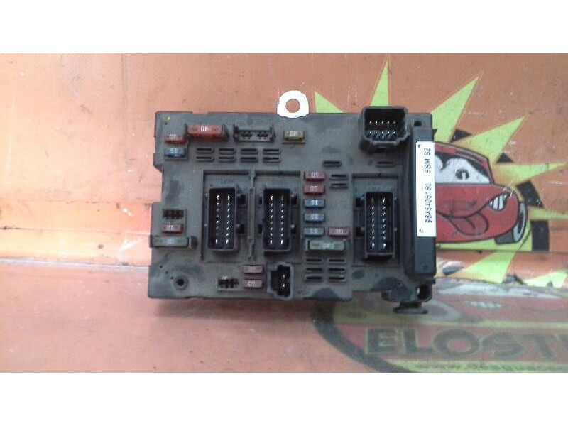 Recambio de caja reles / fusibles para peugeot 307 (s1) xr referencia OEM IAM 9646405180 9646405180 9646405180