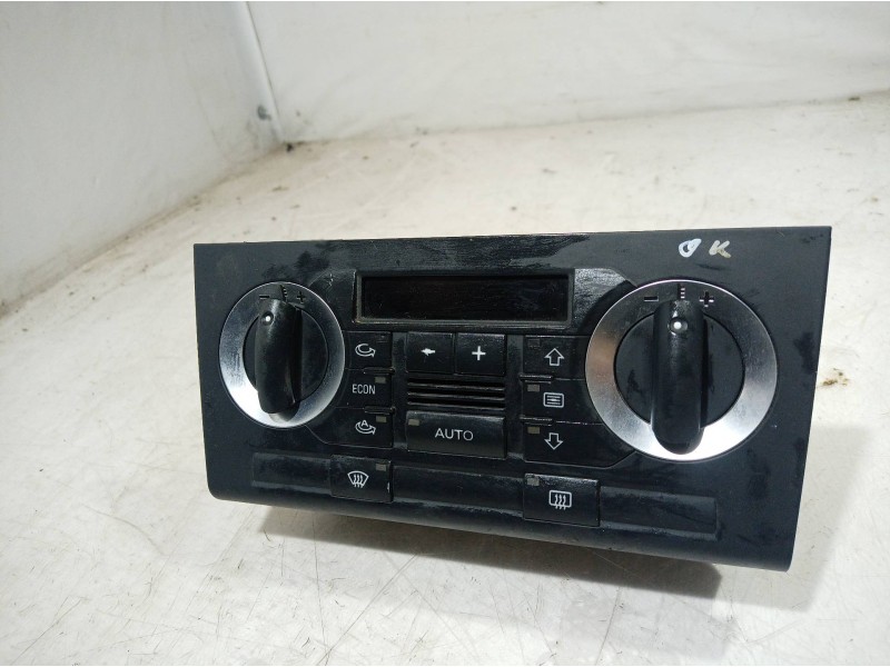 Recambio de mando climatizador para audi a3 (8p) 1.6 fsi ambiente referencia OEM IAM 8P0820043M 8P0820043M 8P0820043