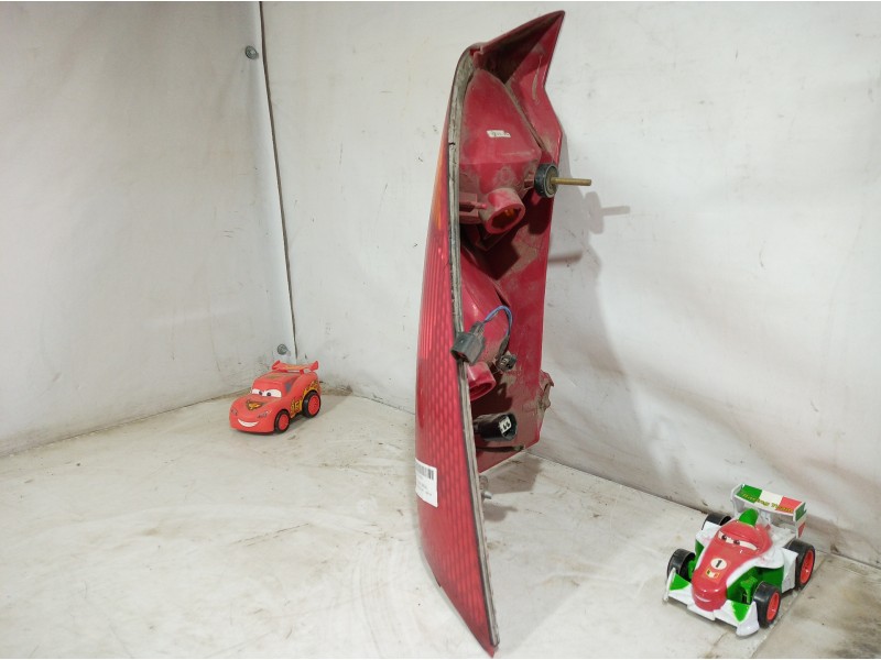 Recambio de piloto trasero derecho para ford focus berlina (cak) referencia OEM IAM XS4113405A XS4113405A XS4113405