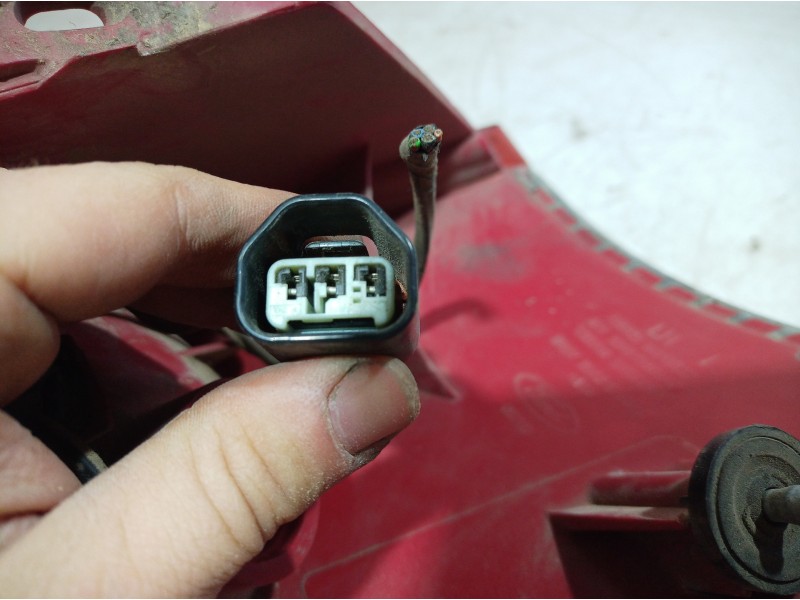 Recambio de piloto trasero derecho para ford focus berlina (cak) referencia OEM IAM XS4113405A XS4113405A XS4113405