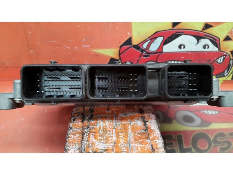 Recambio de centralita motor uce para nissan nv 200 (m20) kasten premium referencia OEM IAM 237101689R 237101689R 237101689R