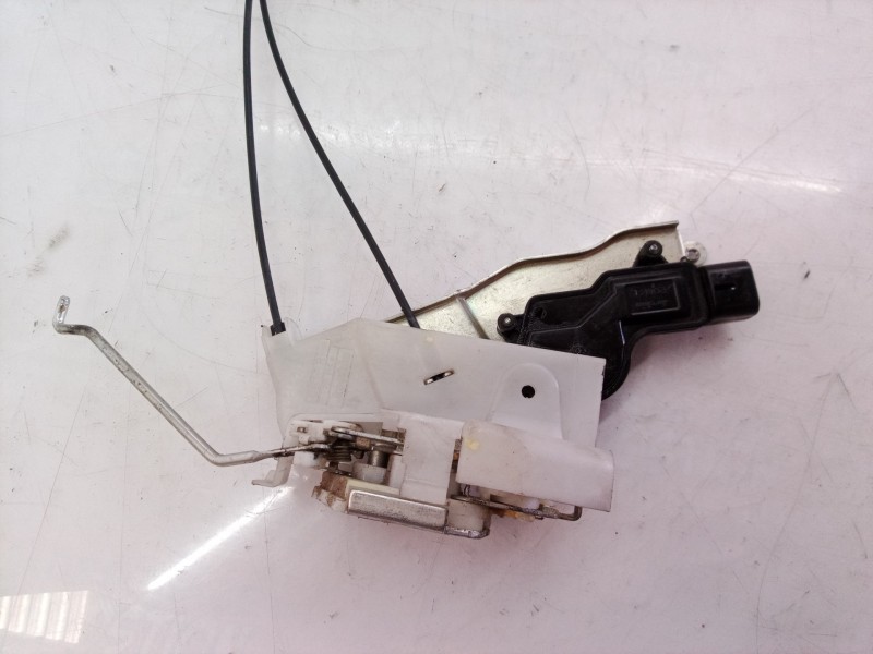 Recambio de cerradura puerta delantera derecha para suzuki alto amf 310 referencia OEM IAM   