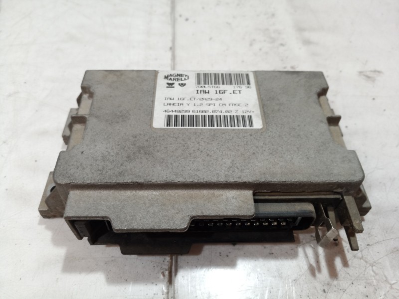 Recambio de centralita motor uce para lancia lancia y 1.2 cat referencia OEM IAM 46448299 46448299 46448299