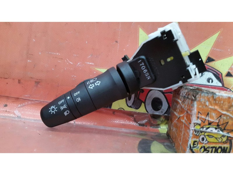 Recambio de mando intermitentes para nissan nv 200 (m20) kasten premium referencia OEM IAM   